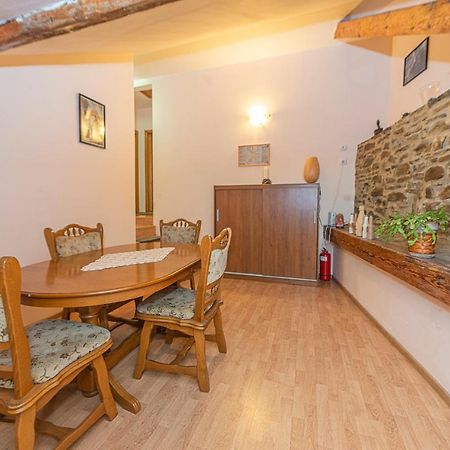 Pensiunea Zidul Cetatii Sighisoara Ngoại thất bức ảnh